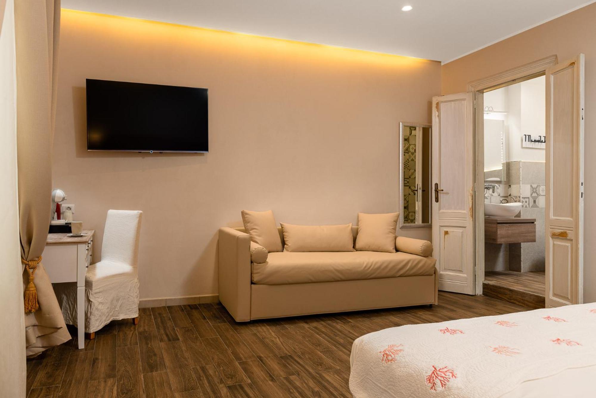 Onda Marina Suites Cagliari Bagian luar foto